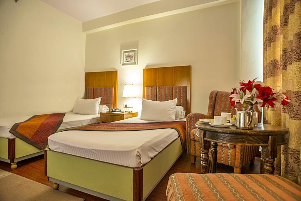 Hotel Jaipur Palace Oda fotoğraf