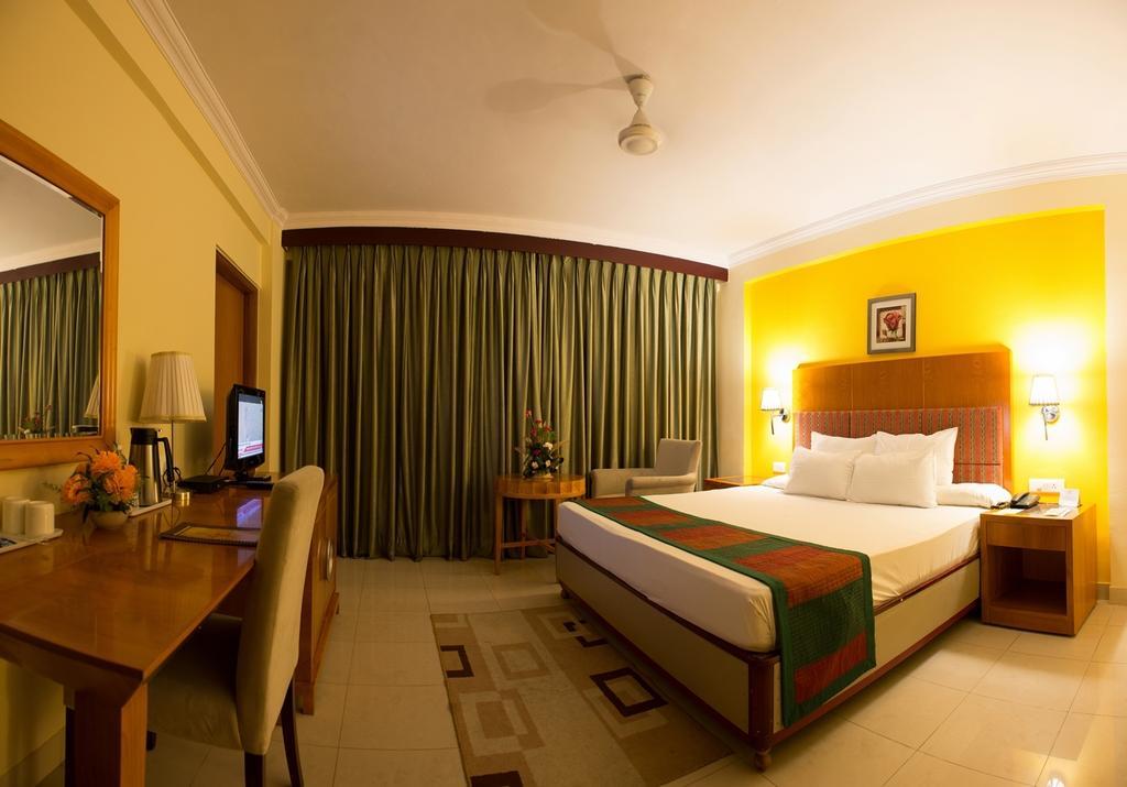 Hotel Jaipur Palace Oda fotoğraf