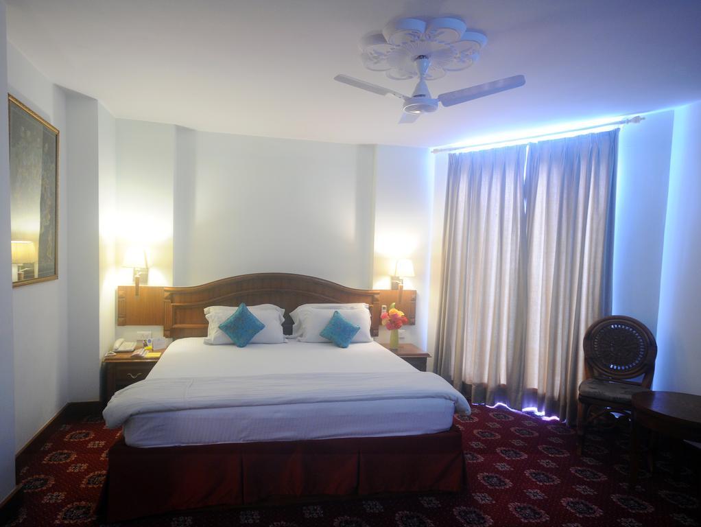 Hotel Jaipur Palace Oda fotoğraf