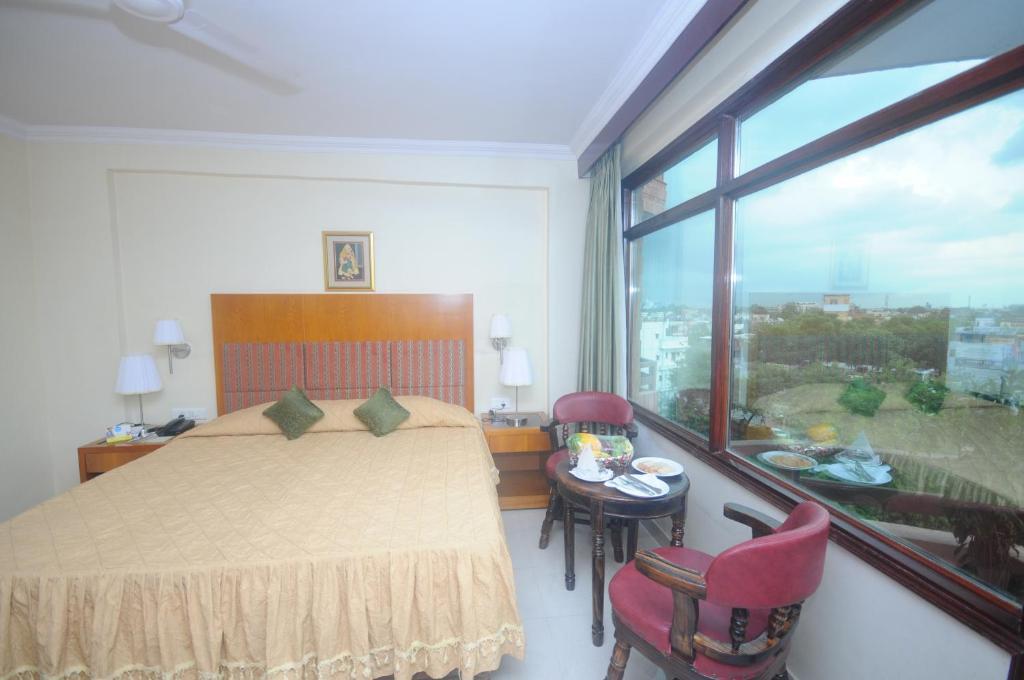 Hotel Jaipur Palace Oda fotoğraf